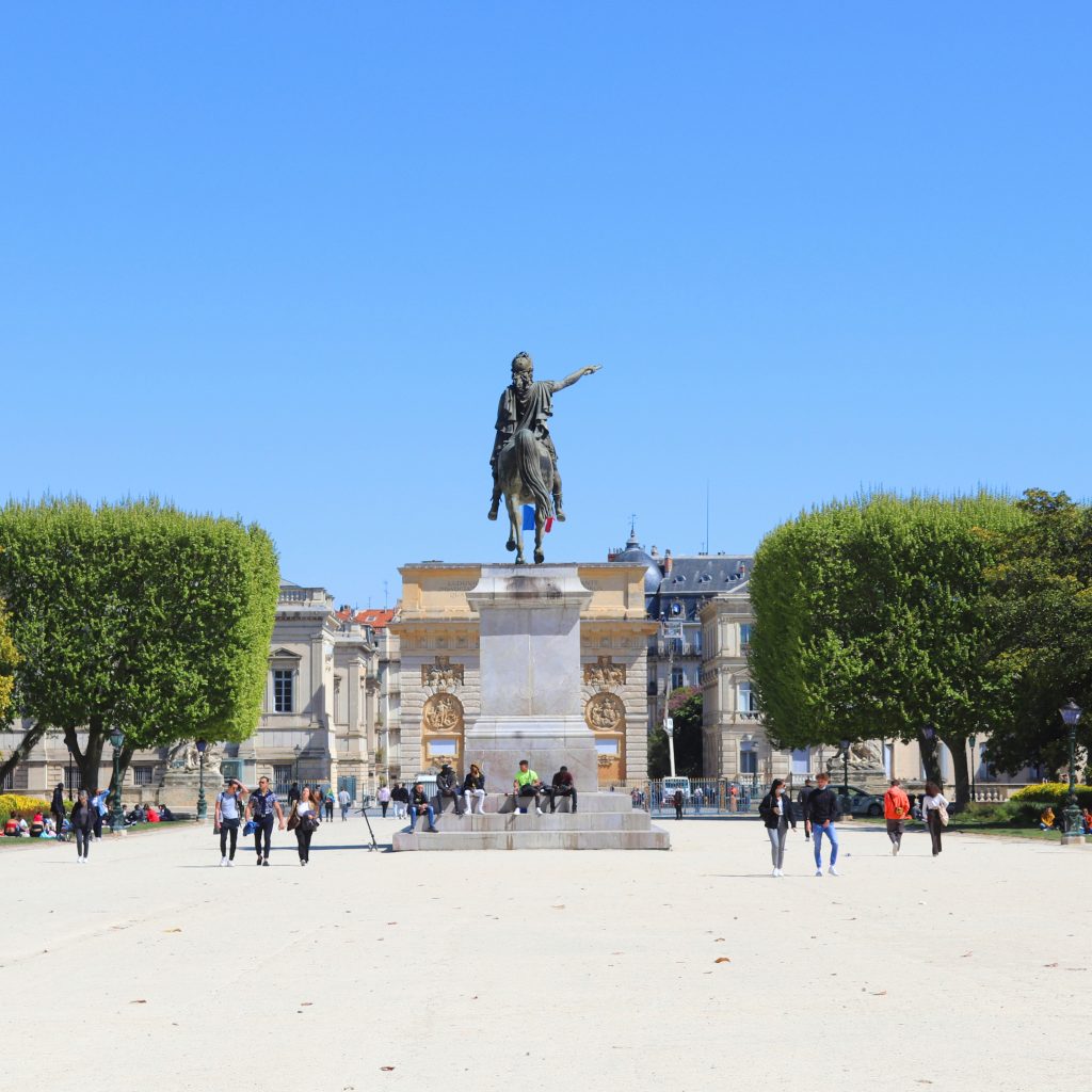 Découvrez les meilleures activités autour de Montpellier en voiture