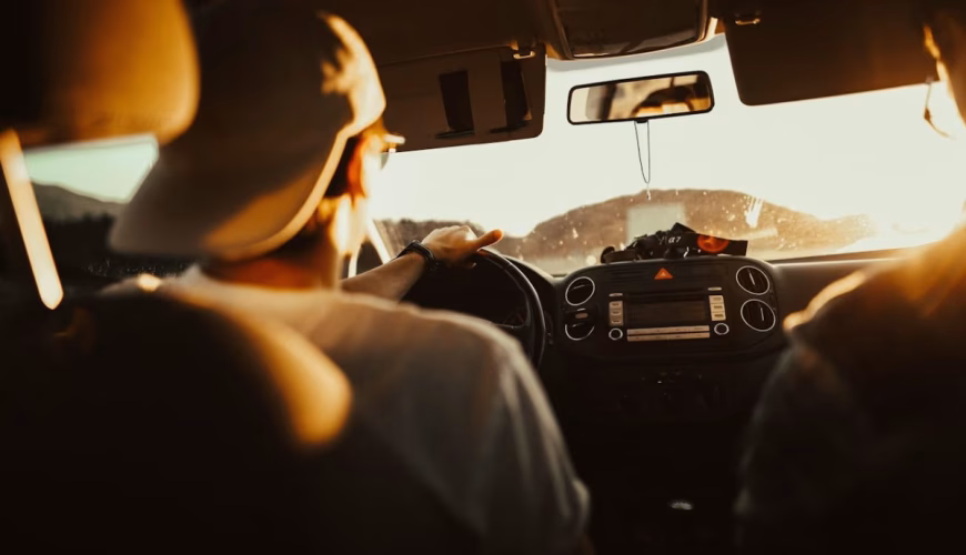 Jeunes conducteurs : comment choisir sa première voiture