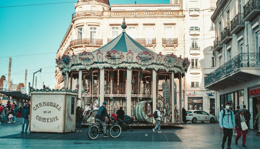 Montpellier place comedie — photo Abdelmoughit  LAHBABI / Pexels